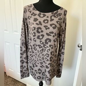 Forever 21 Leopard Print Long Sleeve Top Dressy